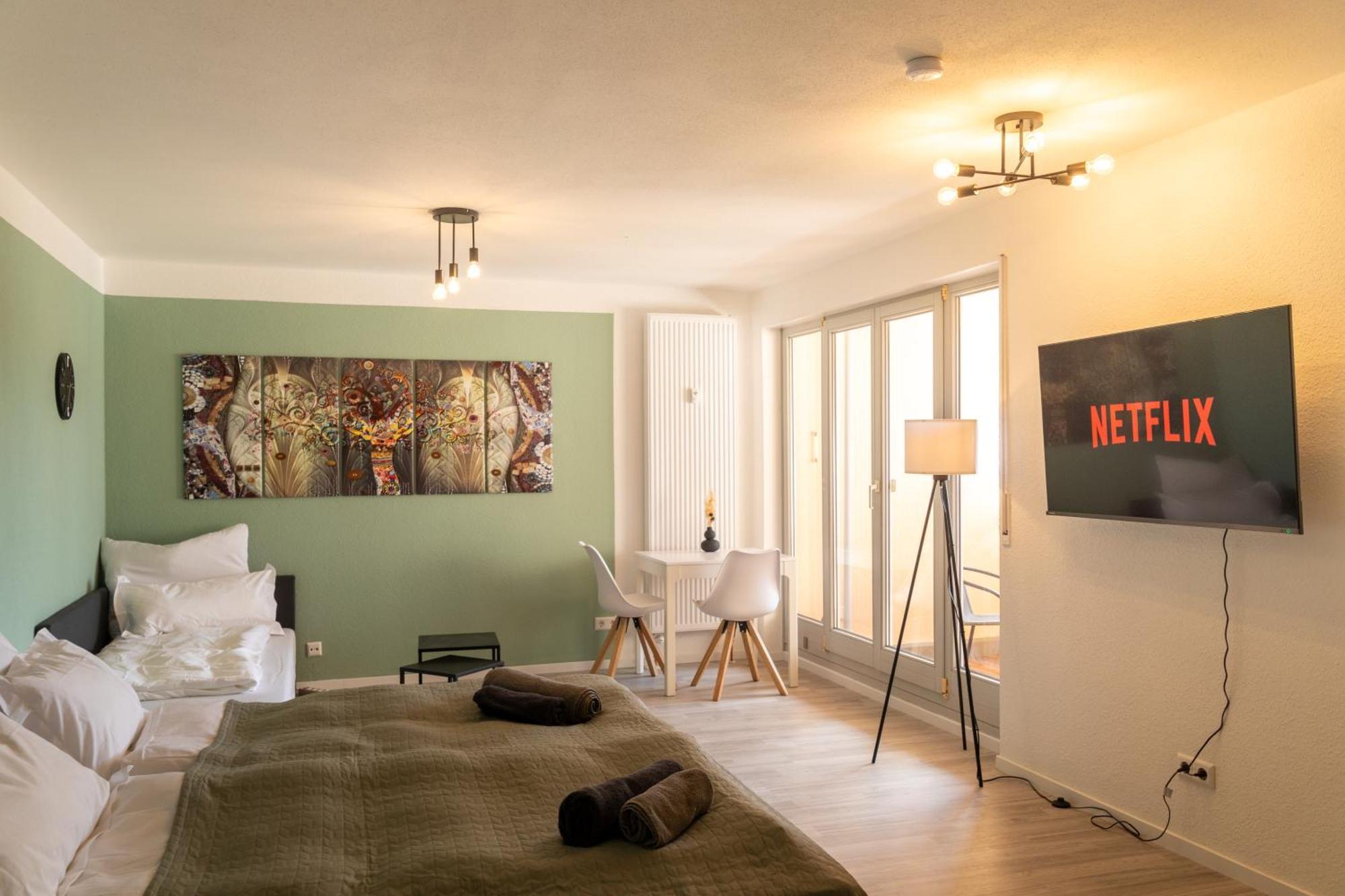 Home Shanti - Studio, Suedvorstadt, Balkon, Tv Leipzig Extérieur photo