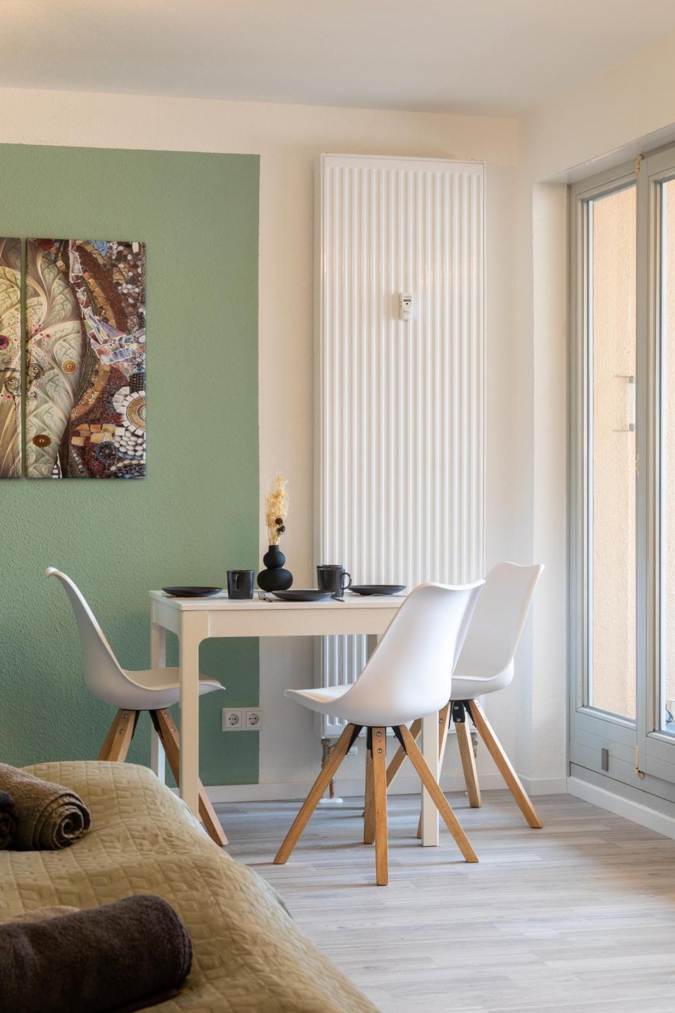 Home Shanti - Studio, Suedvorstadt, Balkon, Tv Leipzig Extérieur photo