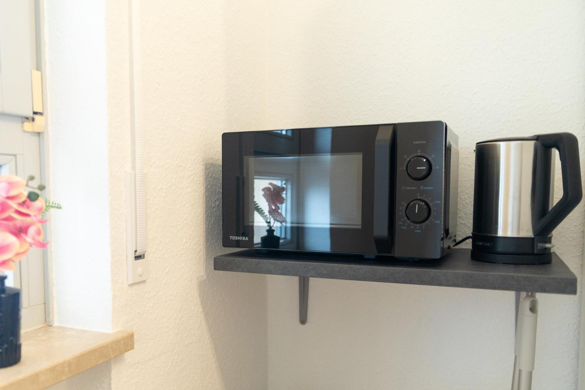 Home Shanti - Studio, Suedvorstadt, Balkon, Tv Leipzig Extérieur photo